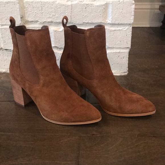 Steve Madden Addy Cognac Suede Bootie 